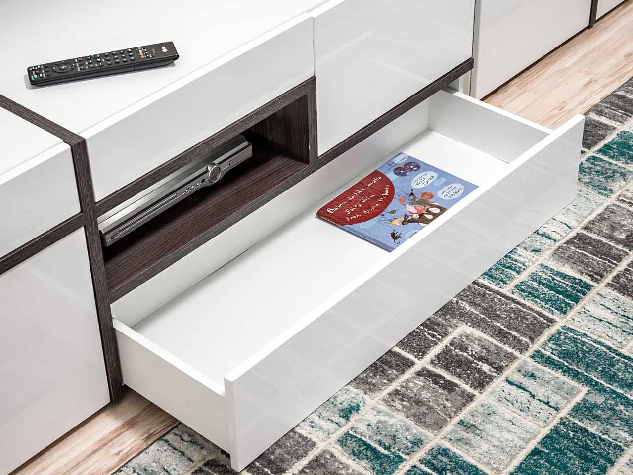 Cross TV Cabinet 150cm - Image 6